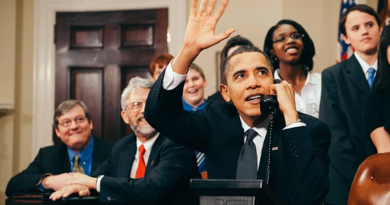 obama tems 1 - Obama teams up to take aim at Trump